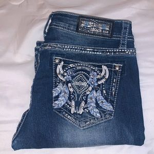 Grace in LA Size 28x34